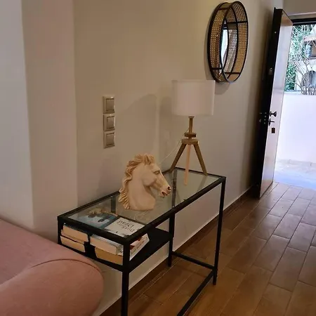 Aelia Luxury With Private Entrance Karavomylos