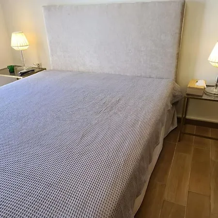 Aelia Luxury With Private Entrance Apartment *