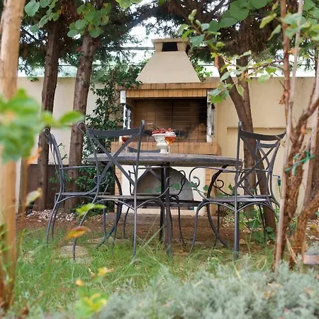 Aelia Luxury With Private Entrance 公寓