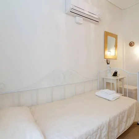 Aelia Luxury With Private Entrance Apartment *
