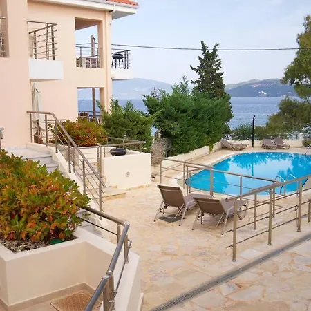Aelia Luxury With Private Entrance Karavomylos