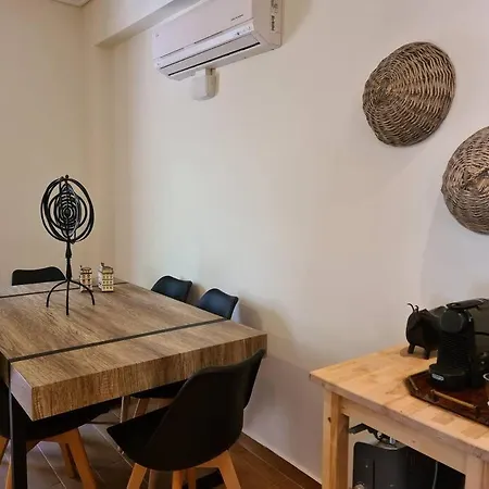 Aelia Luxury With Private Entrance Apartment